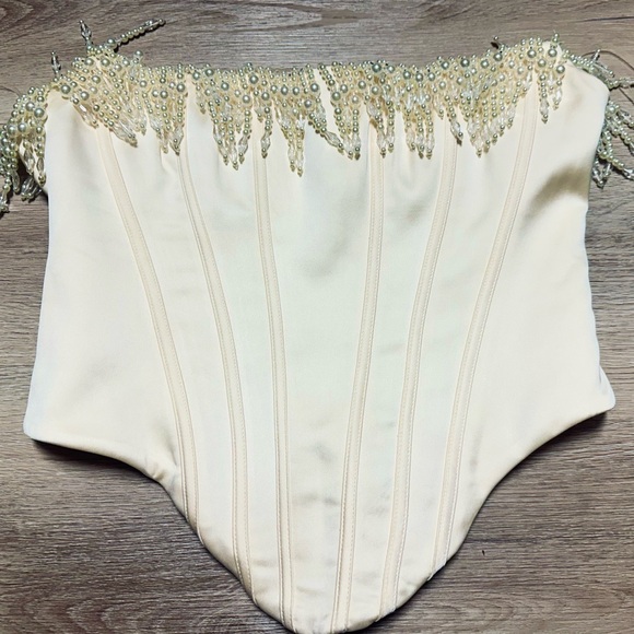 HOUSE OF CB 'Aubrie' Vintage Cream Embellished Satin Corset size Small NWOT - Picture 3 of 4